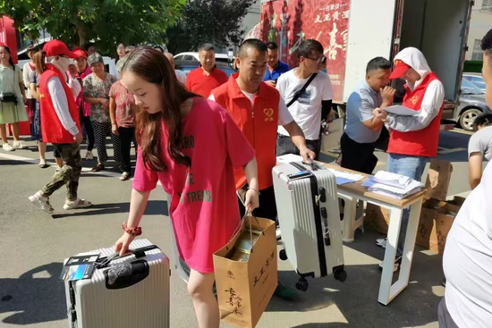 4000个拉杆箱免费送，第二十六届“箱约文王”再度启航！